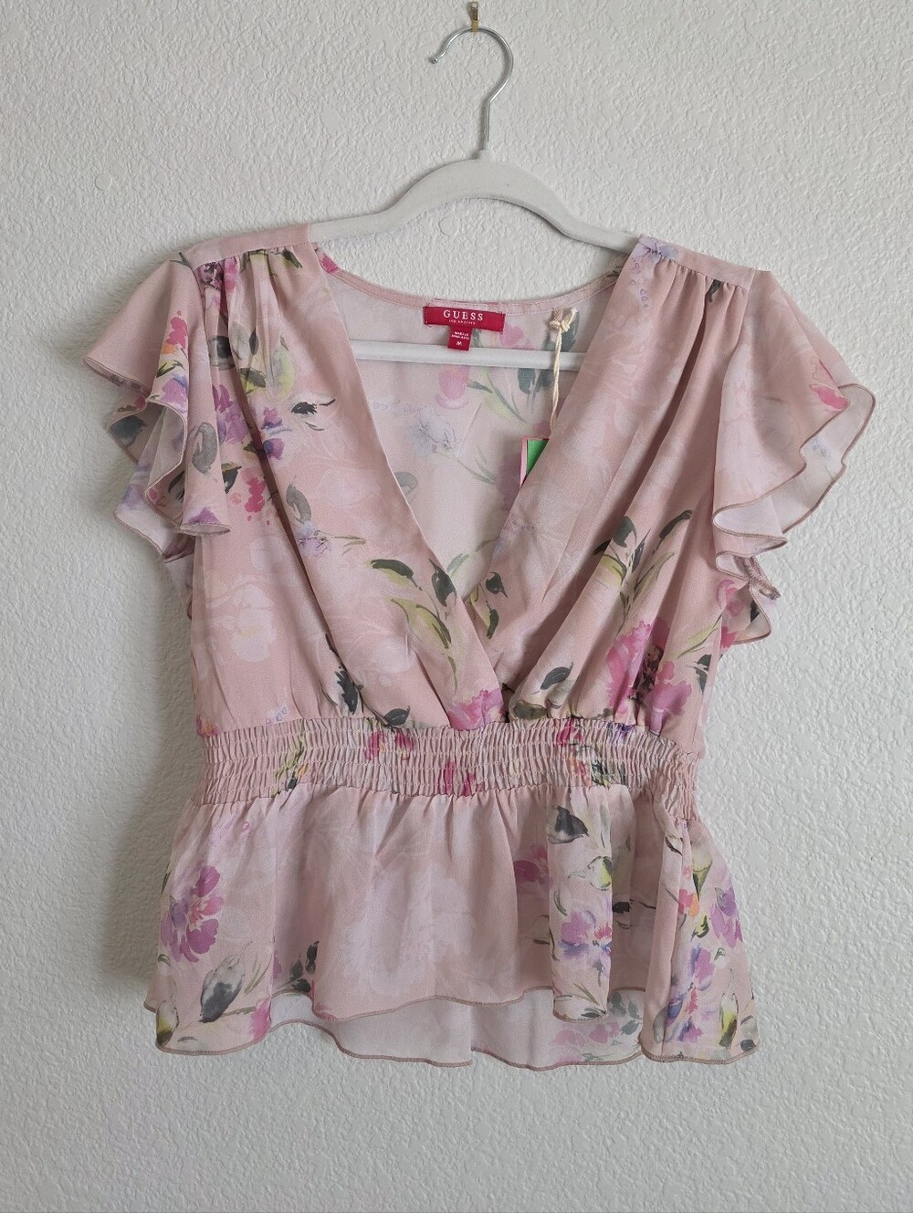 NWT GUESS Los Angeles NWT Pink Floral Ruffle Peplum Blouse Size M Chiffon